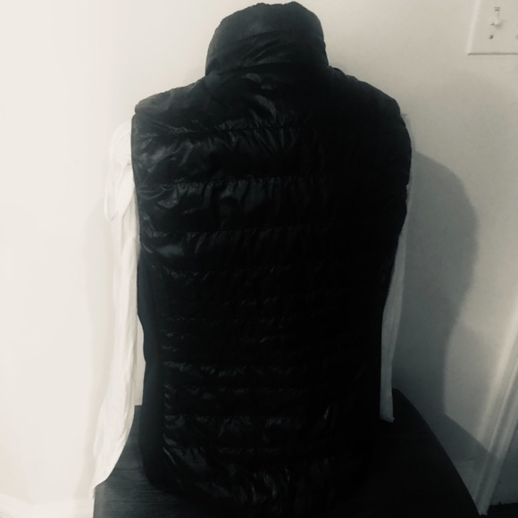 Vest - Picture 4 of 4